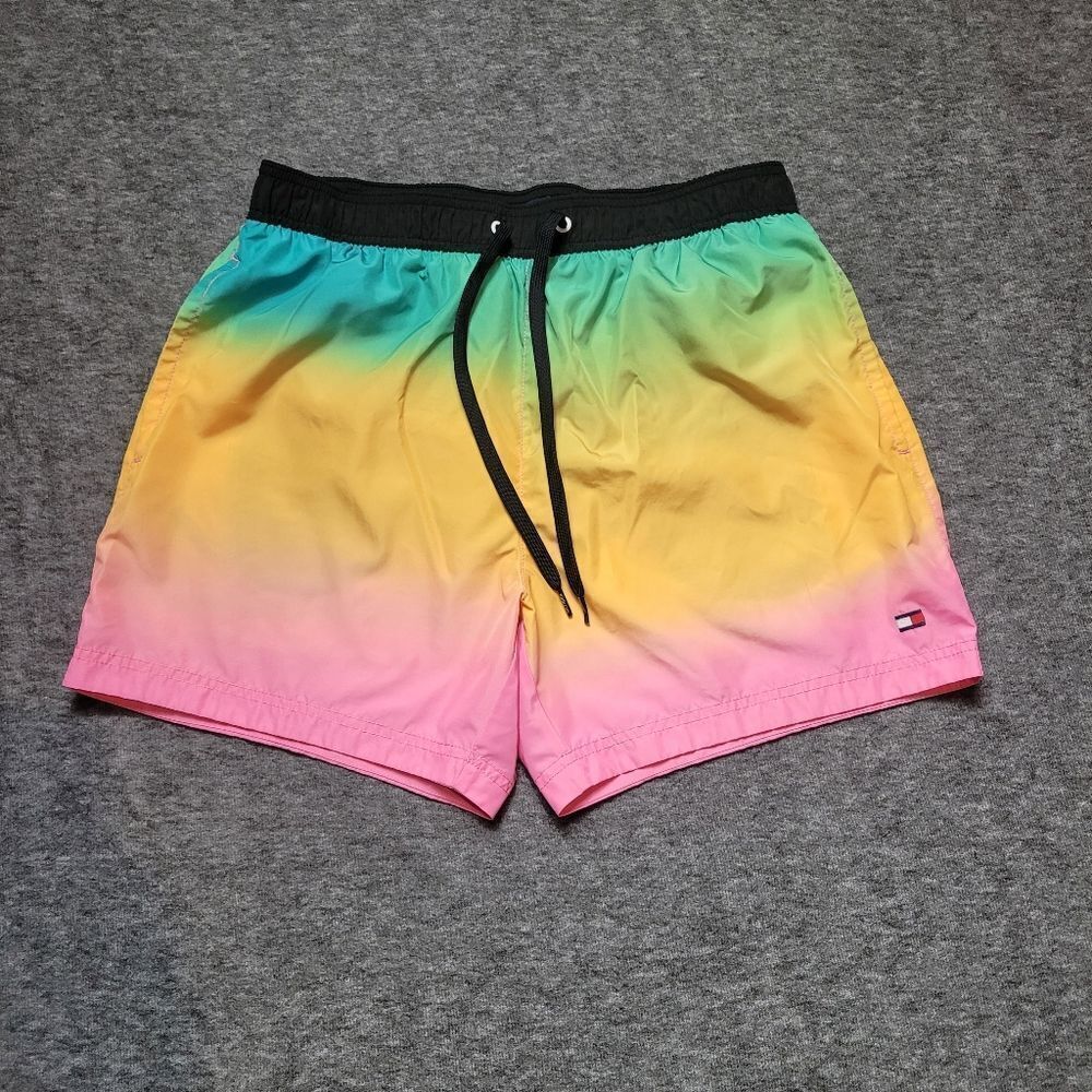 Tommy Hilfiger Shorts Mens L Ombre Green Yellow Pink Swim Trunks Lined Pockets